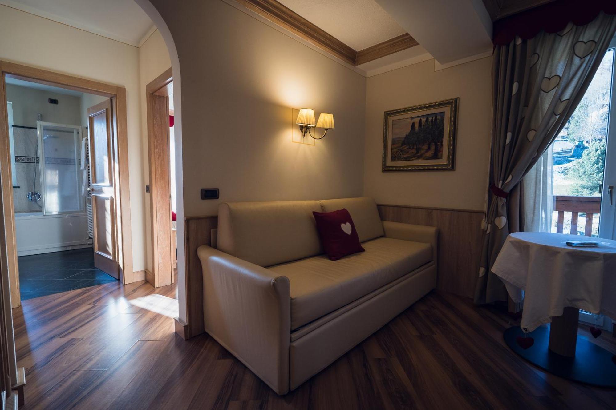 Hotel Alle Alpi Moena Eksteriør billede